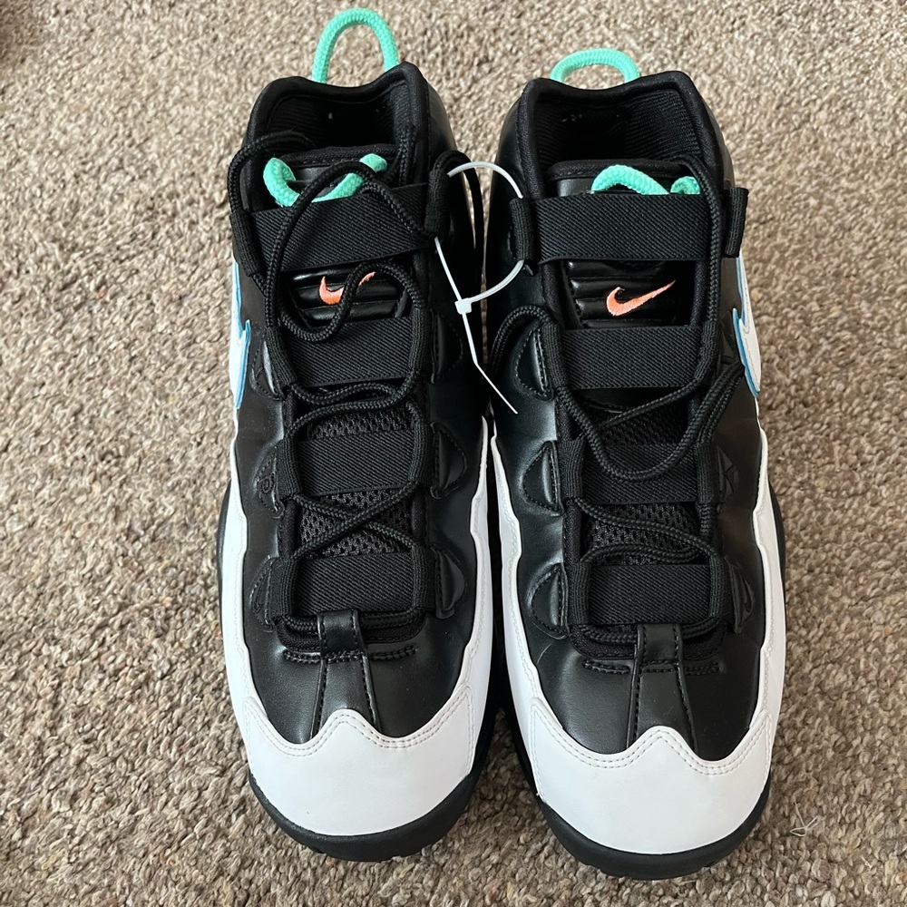 Nike Black and White Sneakers with Blue Accents (Men 10 new)